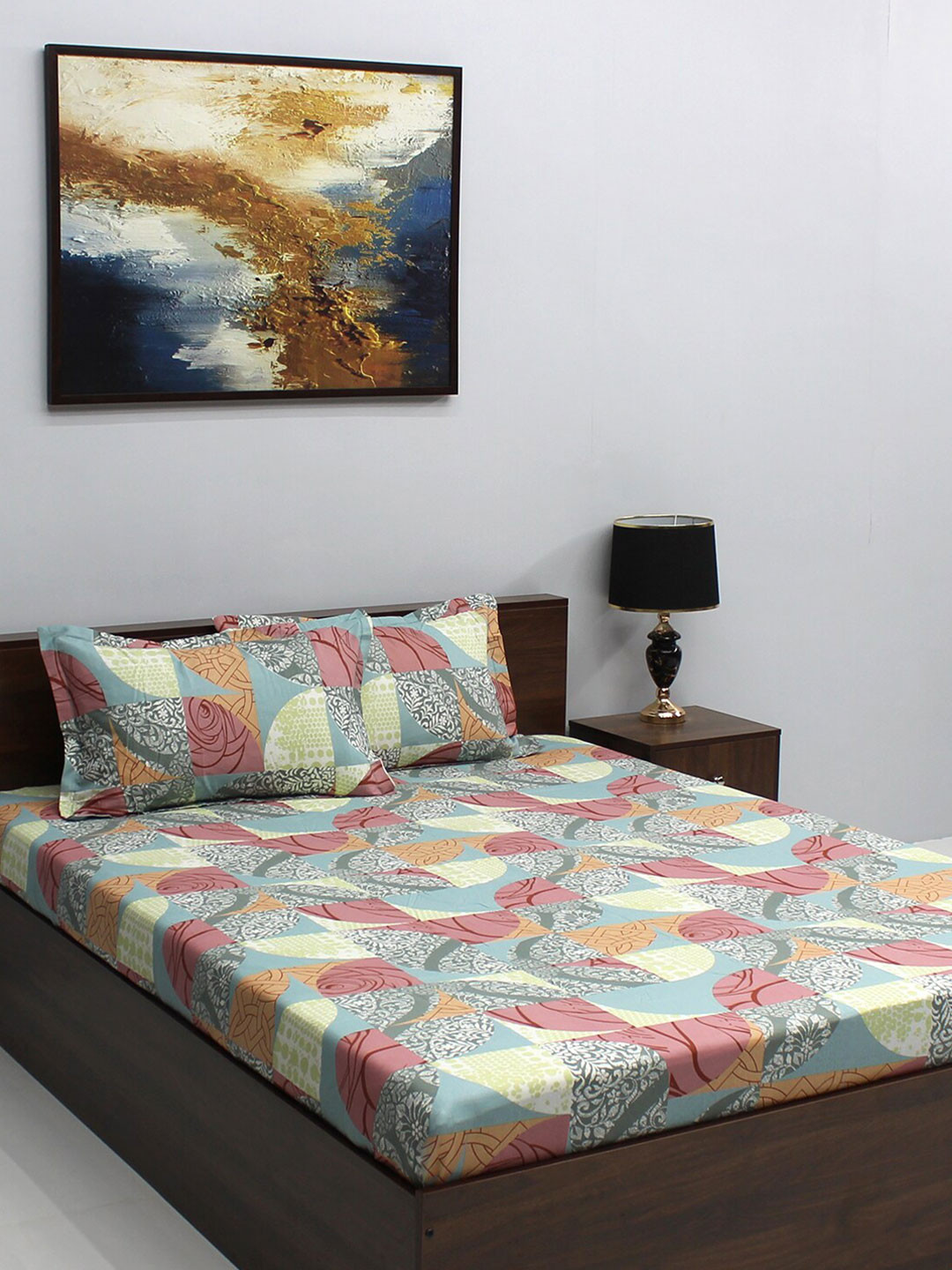 

BOMBAY DYEING Green & Pink 104 TC Queen Bedsheet with 2 Pillow Covers