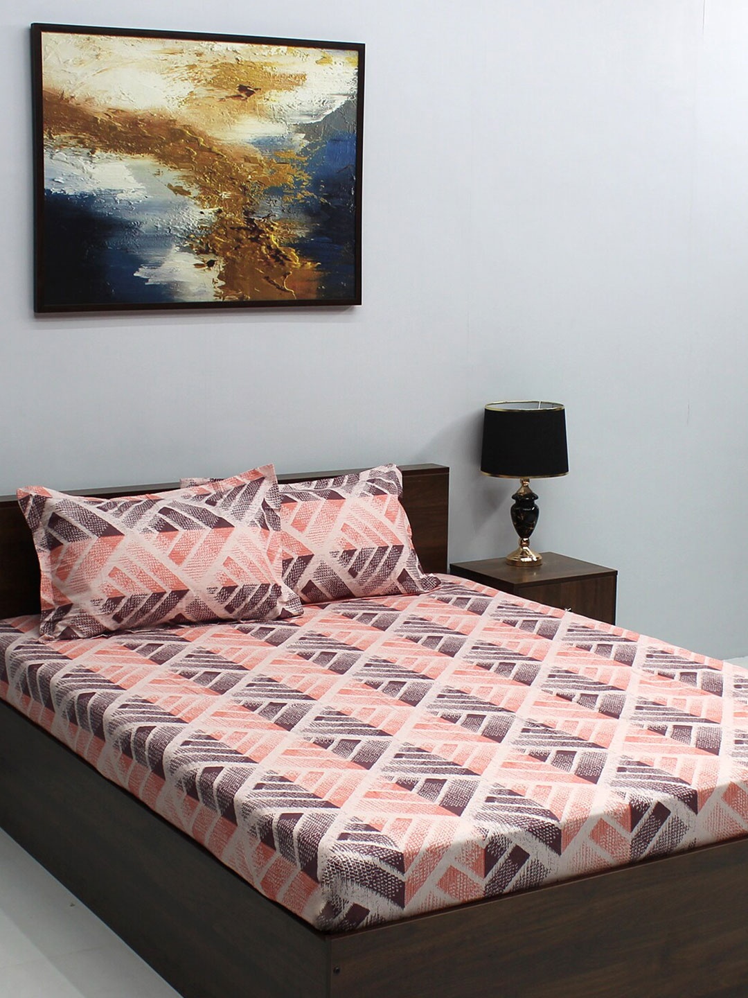 

BOMBAY DYEING Orange & Brown 104 TC King Bedsheet with 2 Pillow Covers