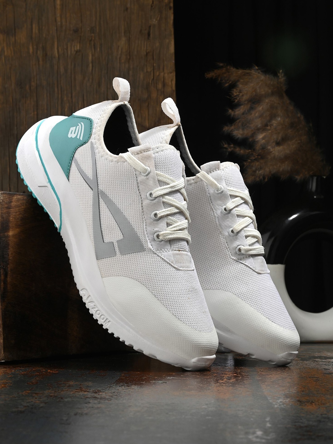 

BUCIK Men White Mesh Running Non-Marking Shoes