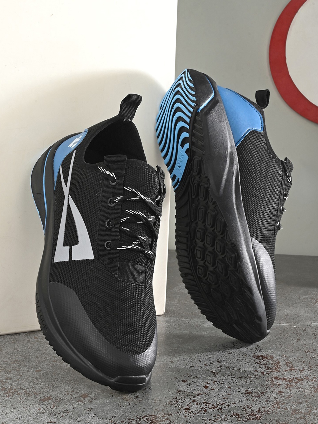 

BUCIK Men Black Mesh Running Non-Marking Shoes