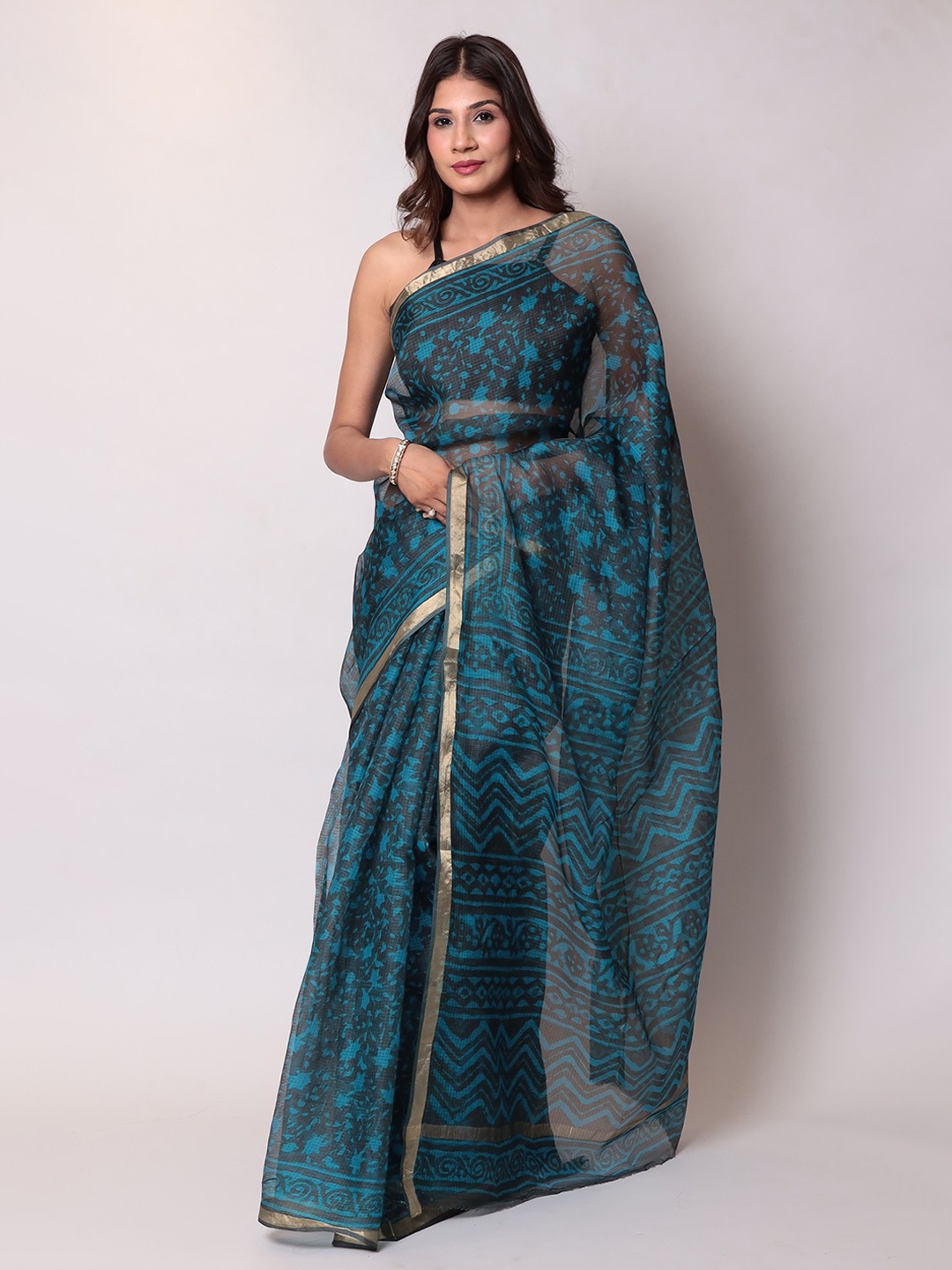 

ZARI Abstract Zari Silk Blend Kota Saree, Black