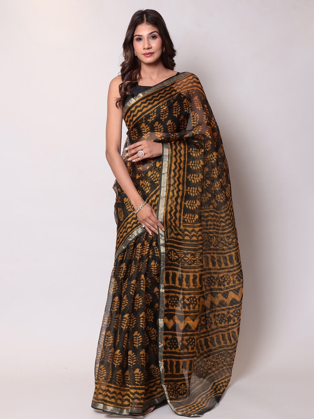 

ZARI Ethnic Motif Zari Silk Blend Kota Saree, Black