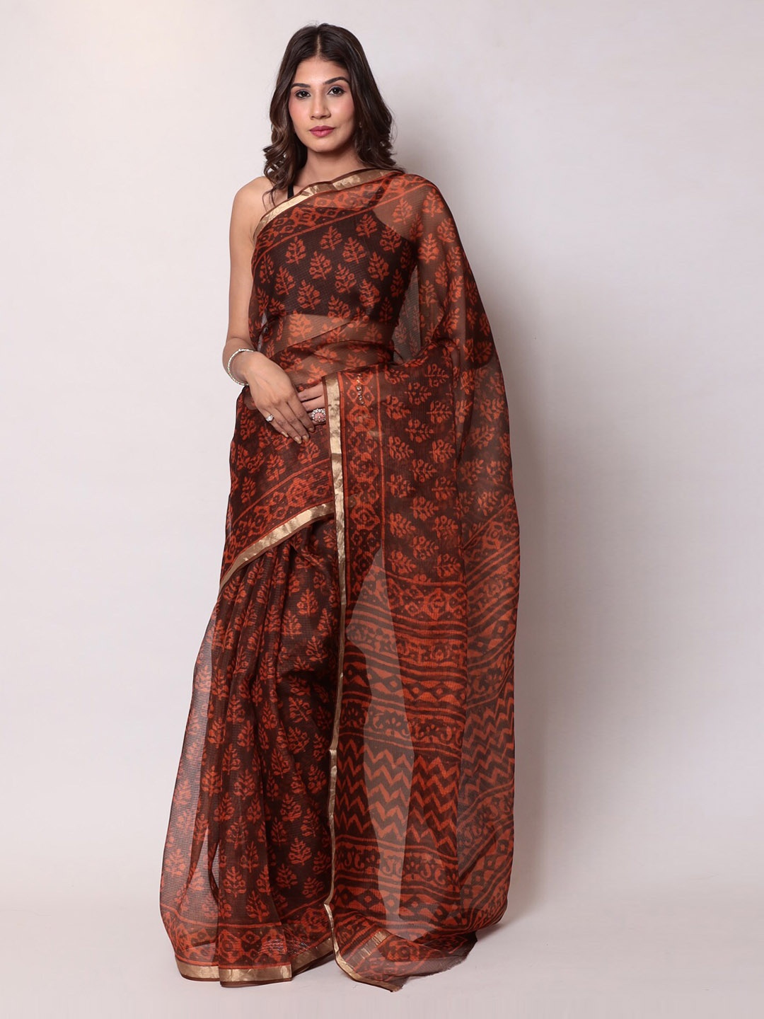 

ZARI Ethnic Motif Zari Silk Blend Kota Saree, Black