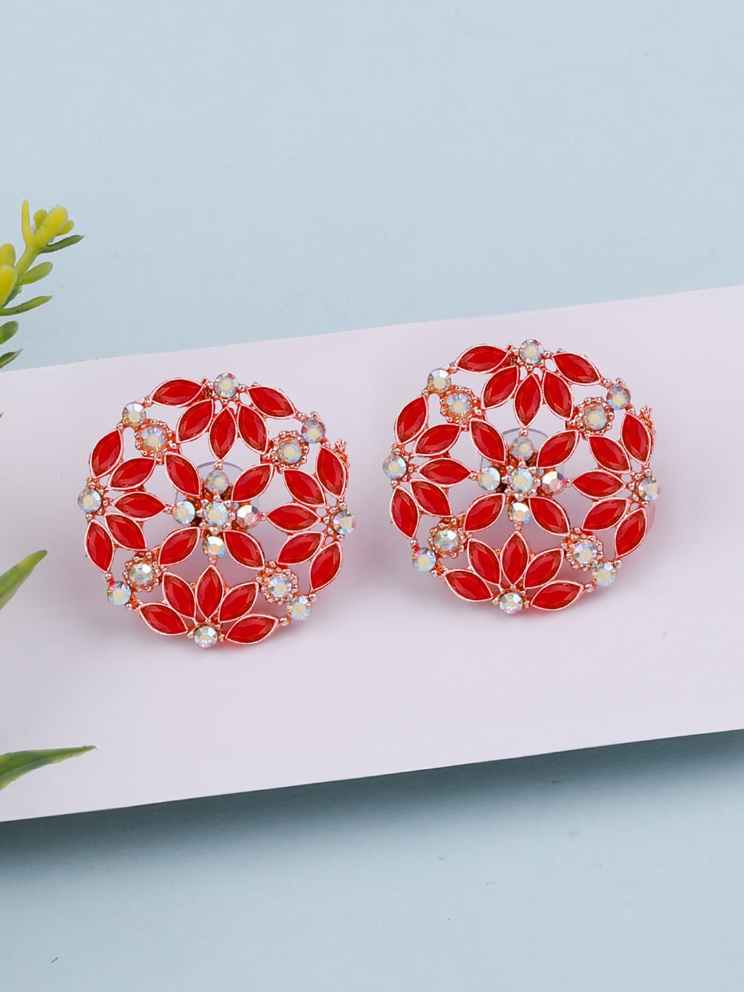 

Silver Shine Contemporary Studs Earrings, Gold