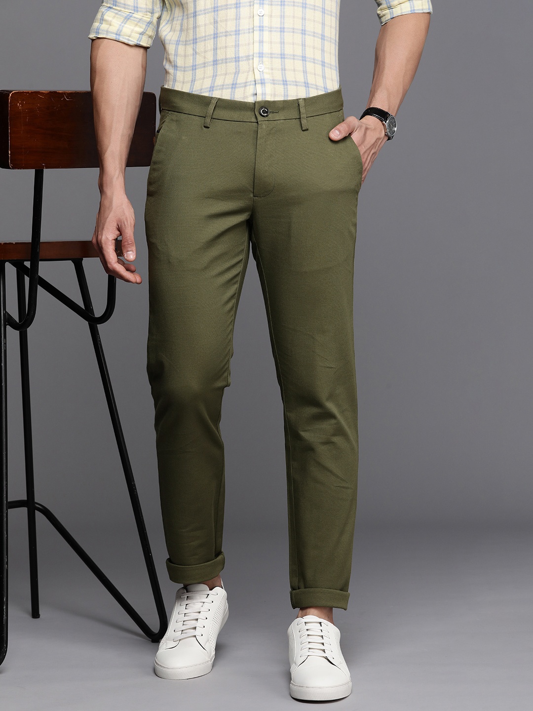 

Allen Solly Men Textured Slim Fit Trousers, Olive