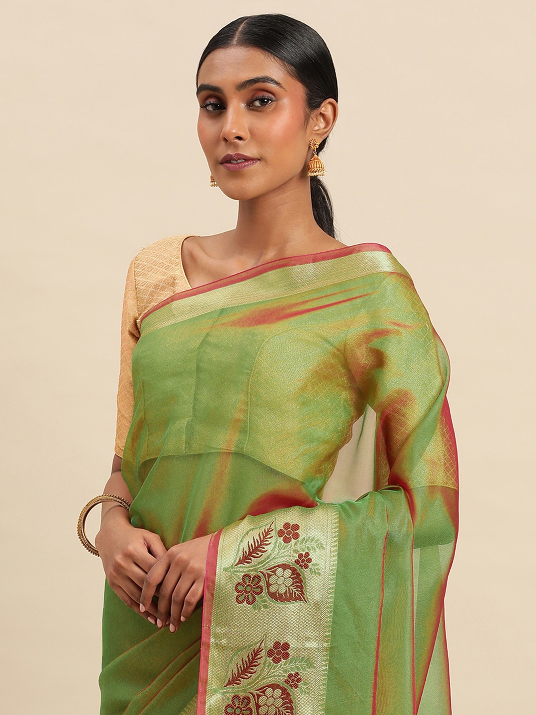 

Indian Women Tie and Dye Zari Saree, Green
