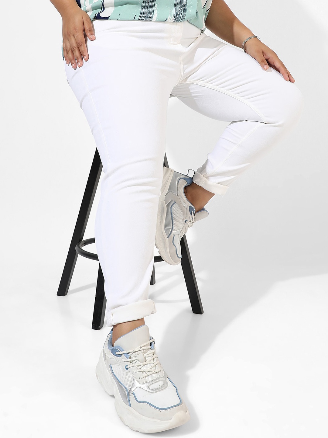 

Instafab Plus Women Plus Size Jean Slim Fit Stretchable Jeans, White