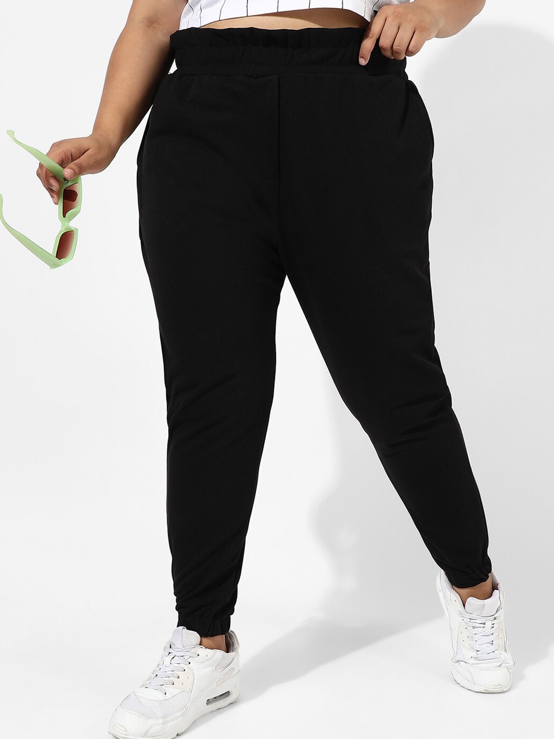 

Instafab Plus Plus Size Women Mid-Rise Relaxed-Fit Cotton Joggers, Black