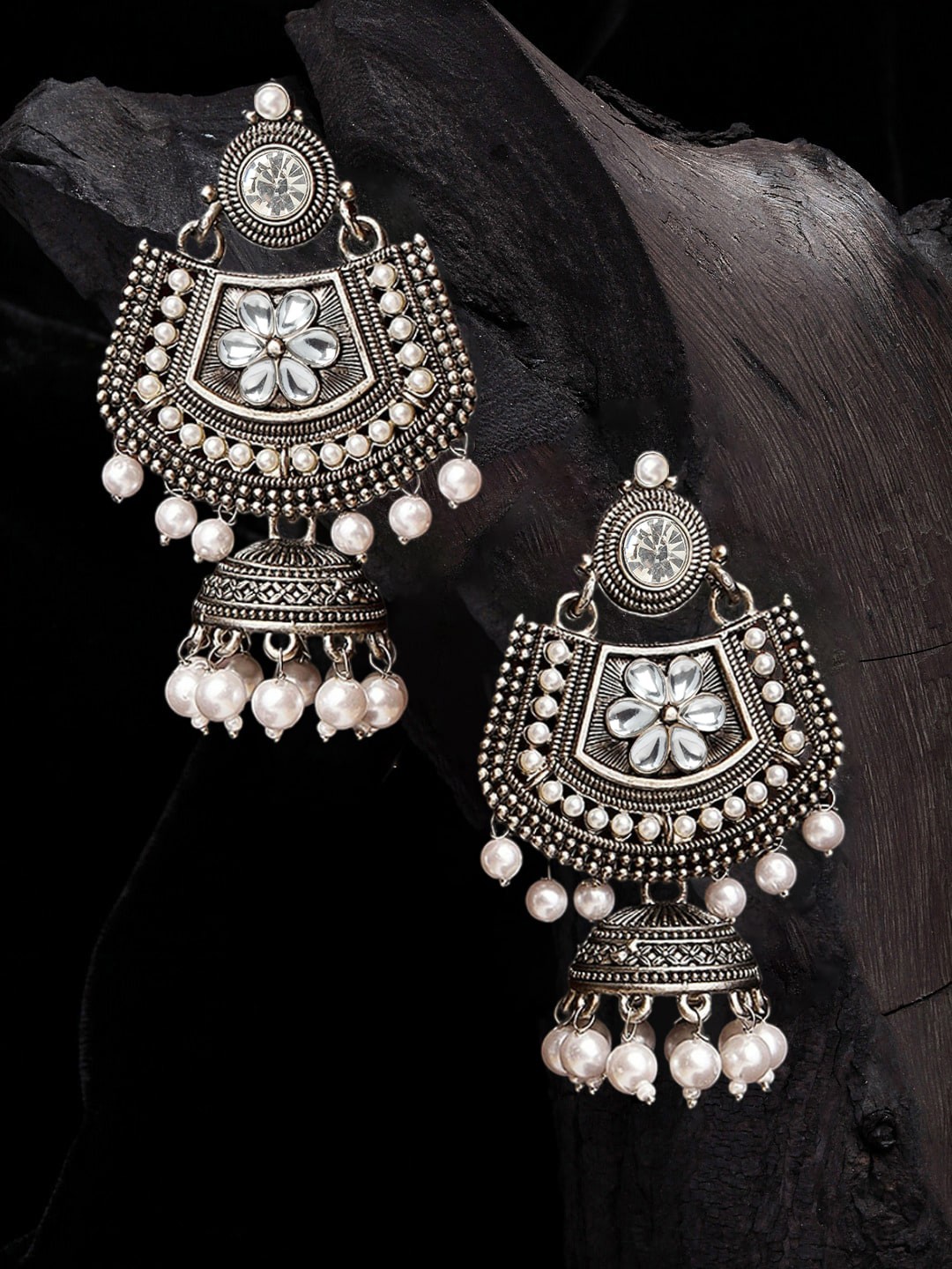 

OOMPH Silver-Plated Dome Shaped Jhumkas Earrings