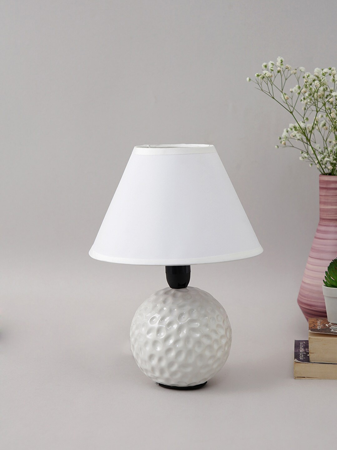 

TAYHAA White Stylish & Designer Ceramic Table Lamp