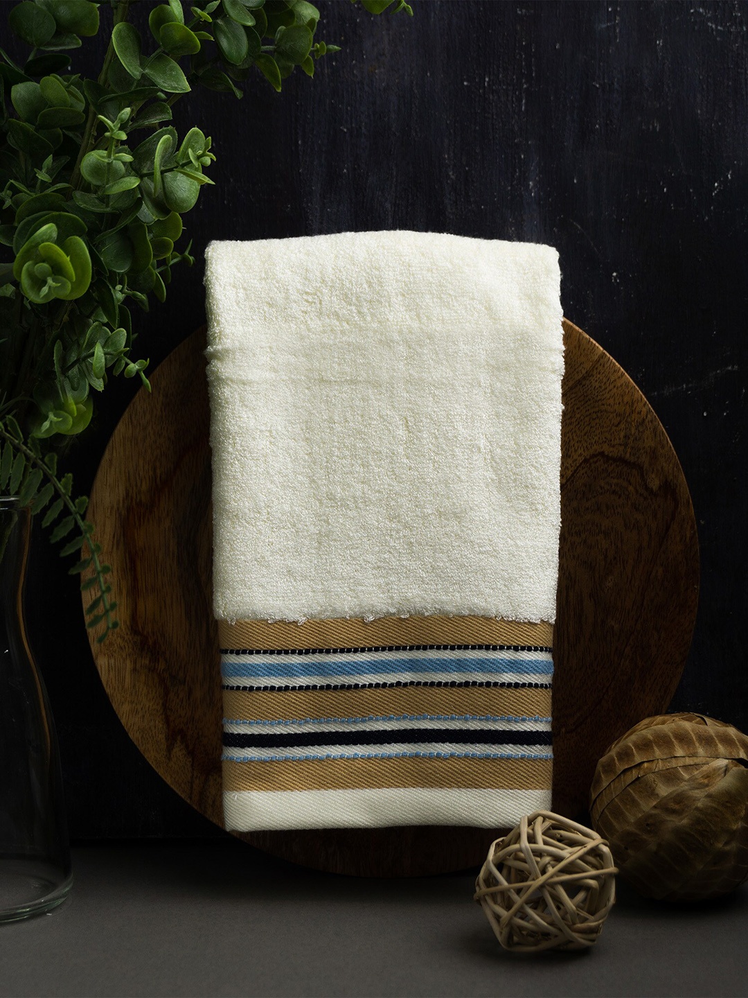 

MUSH White & Beige 2 Pieces Self-Designed 450 GSM Hand Towels