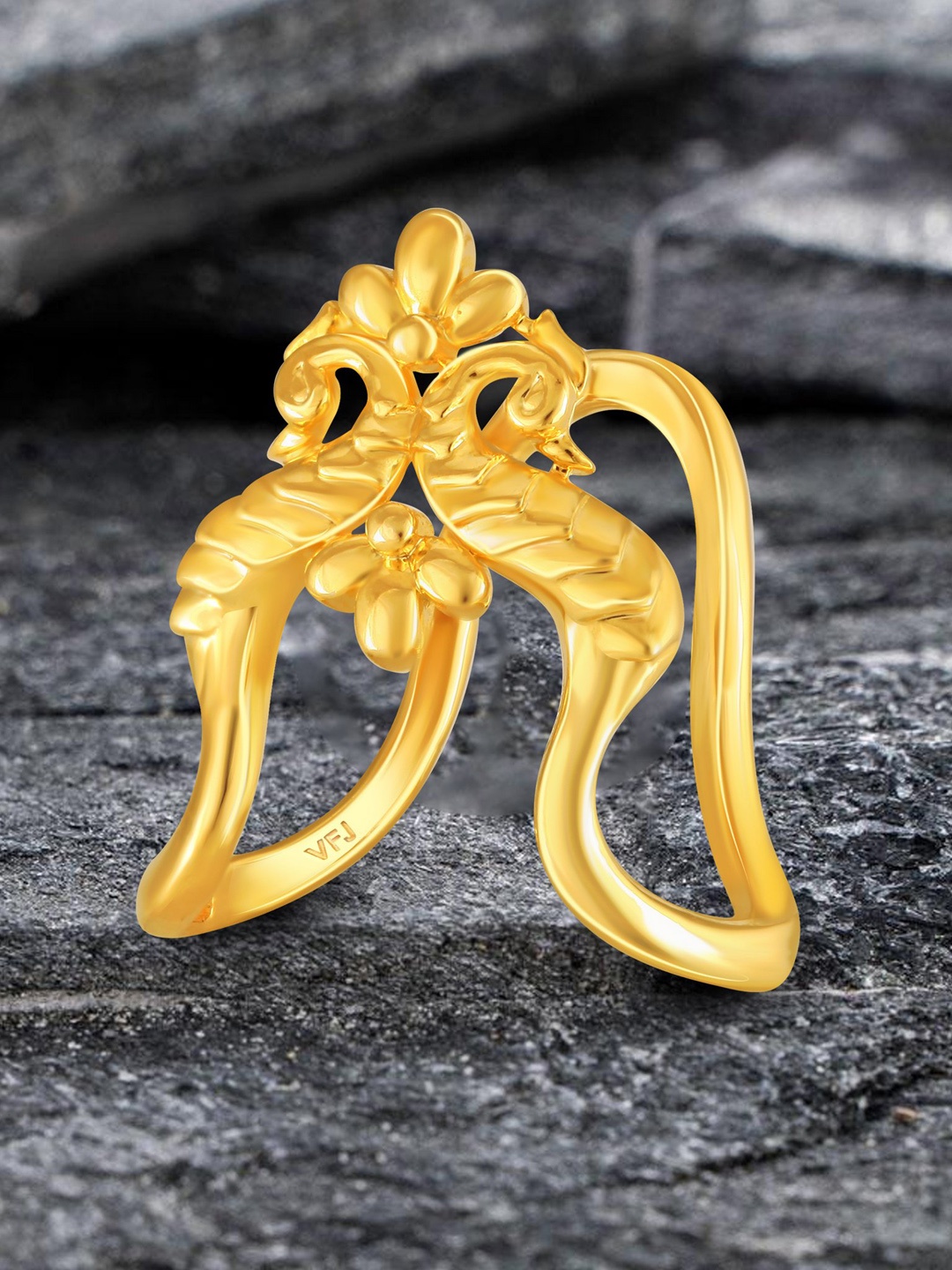 

Vighnaharta Gold-Plated Ghoda Vanki Ring