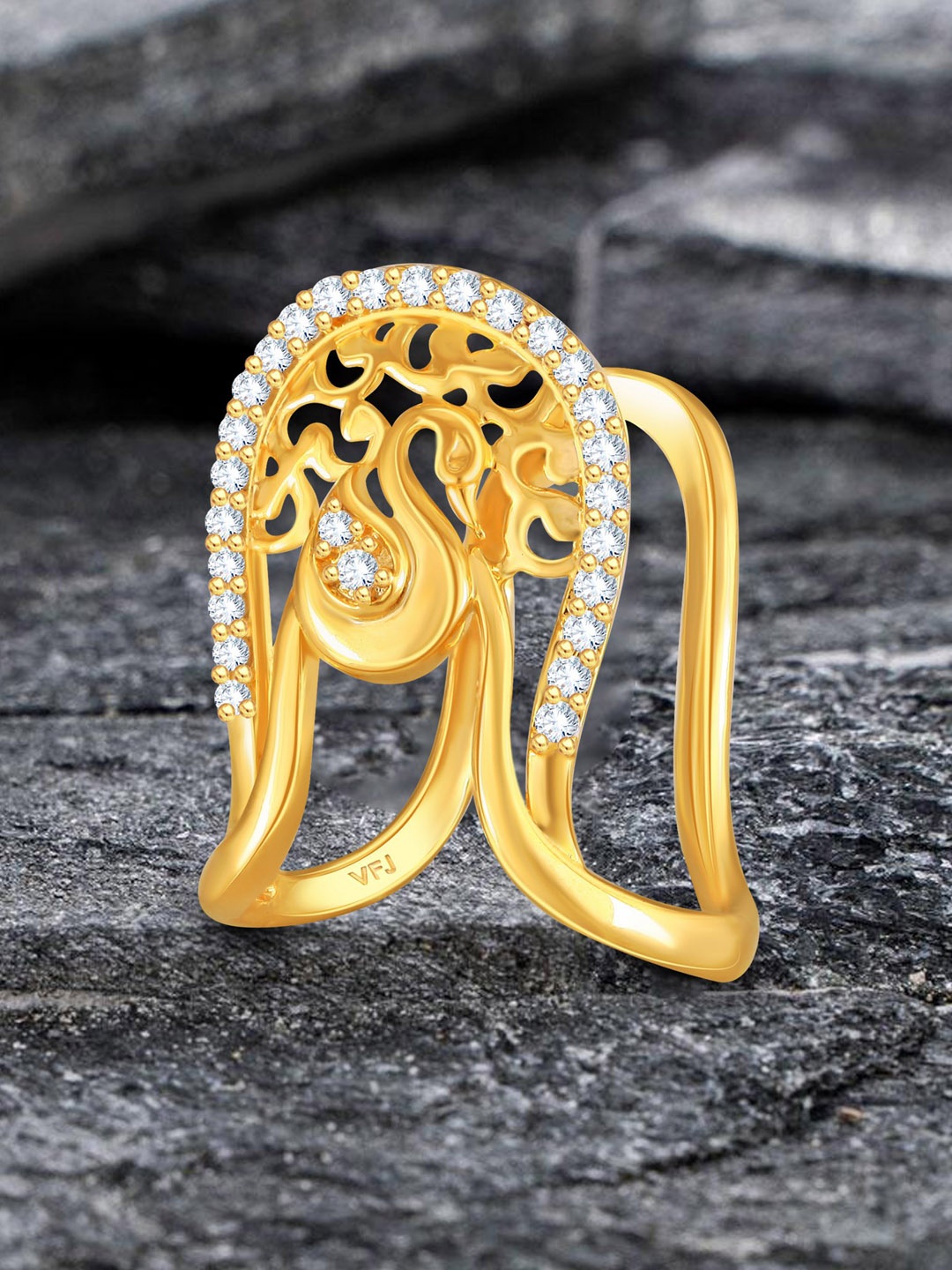 

Vighnaharta Gold-Plated Cubic Zirconia-Studded Ghoda Vanki Ring