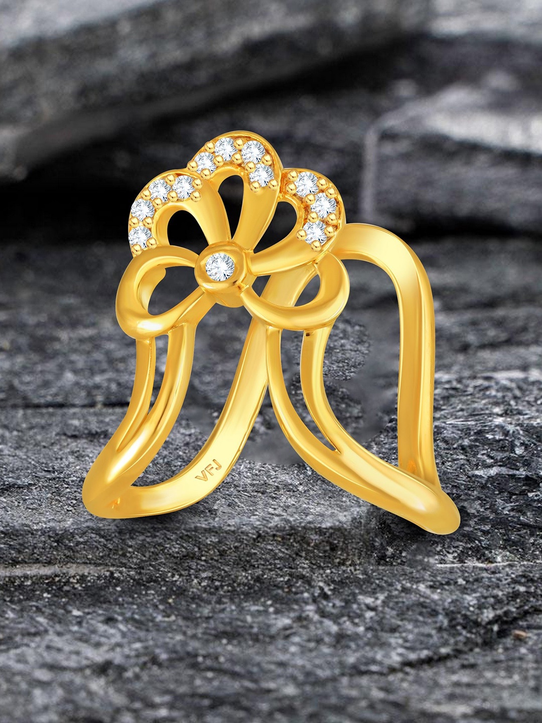 

Vighnaharta Gold-Plated Cubic Zirconia-Studded Ghoda Vanki Ring