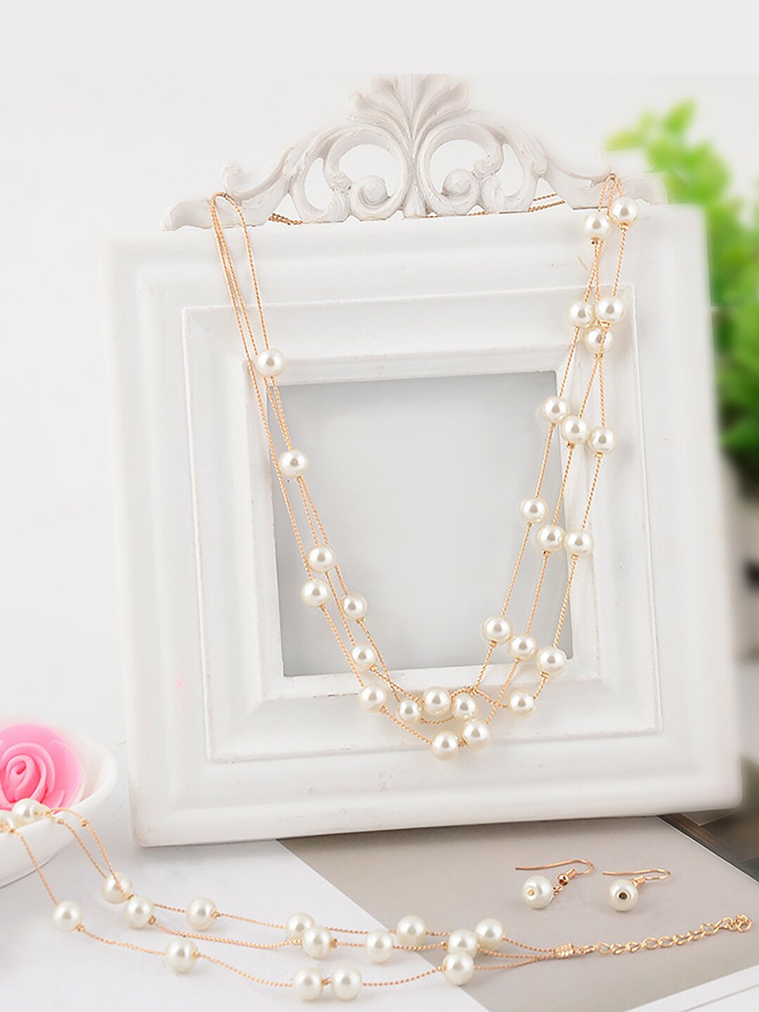 

Peora Gold-Plated Artificial Beads Jewellery Set