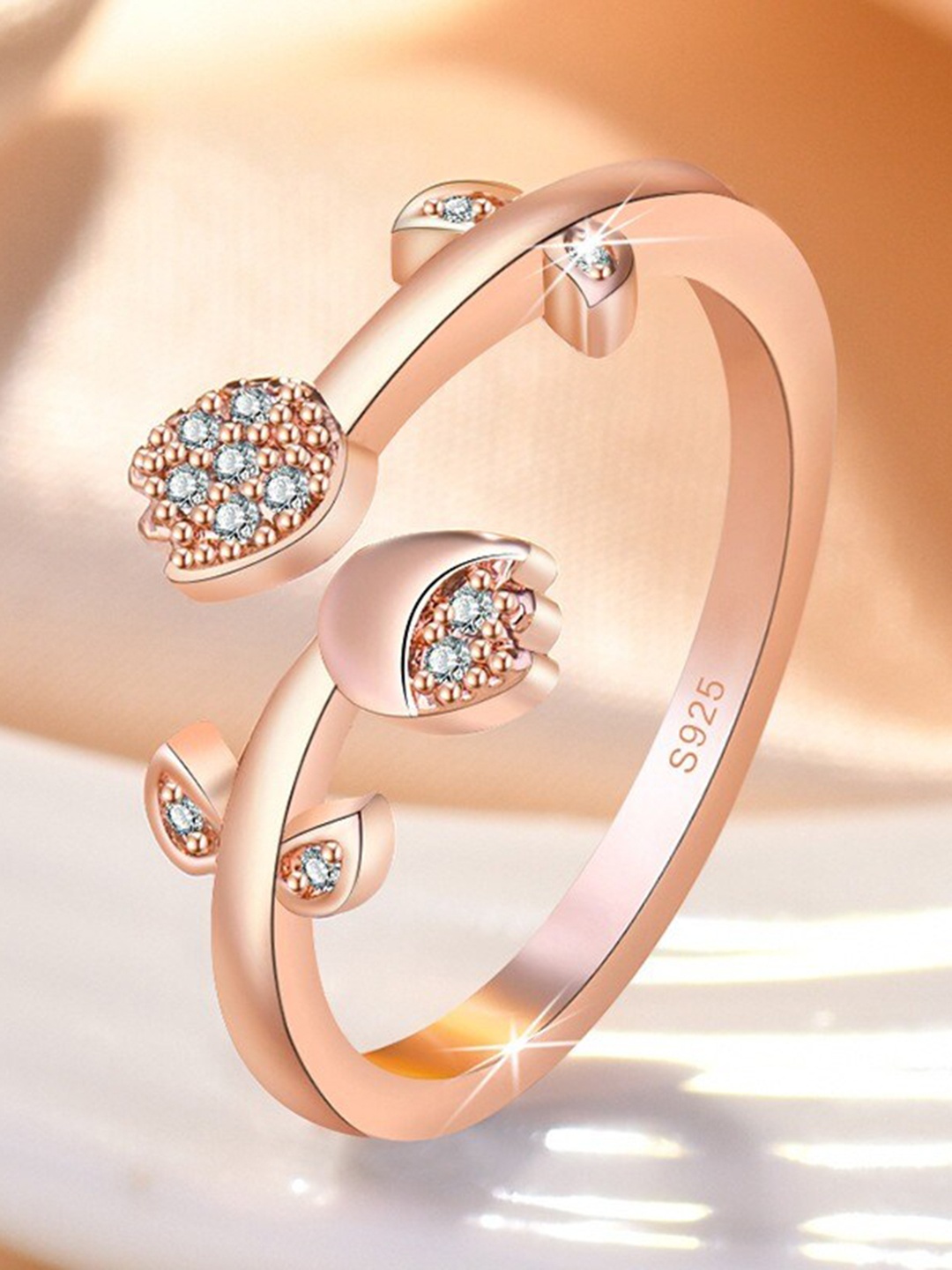 

MYKI Rose Gold-Plated Rose DesignCZ-Studded Finger Ring