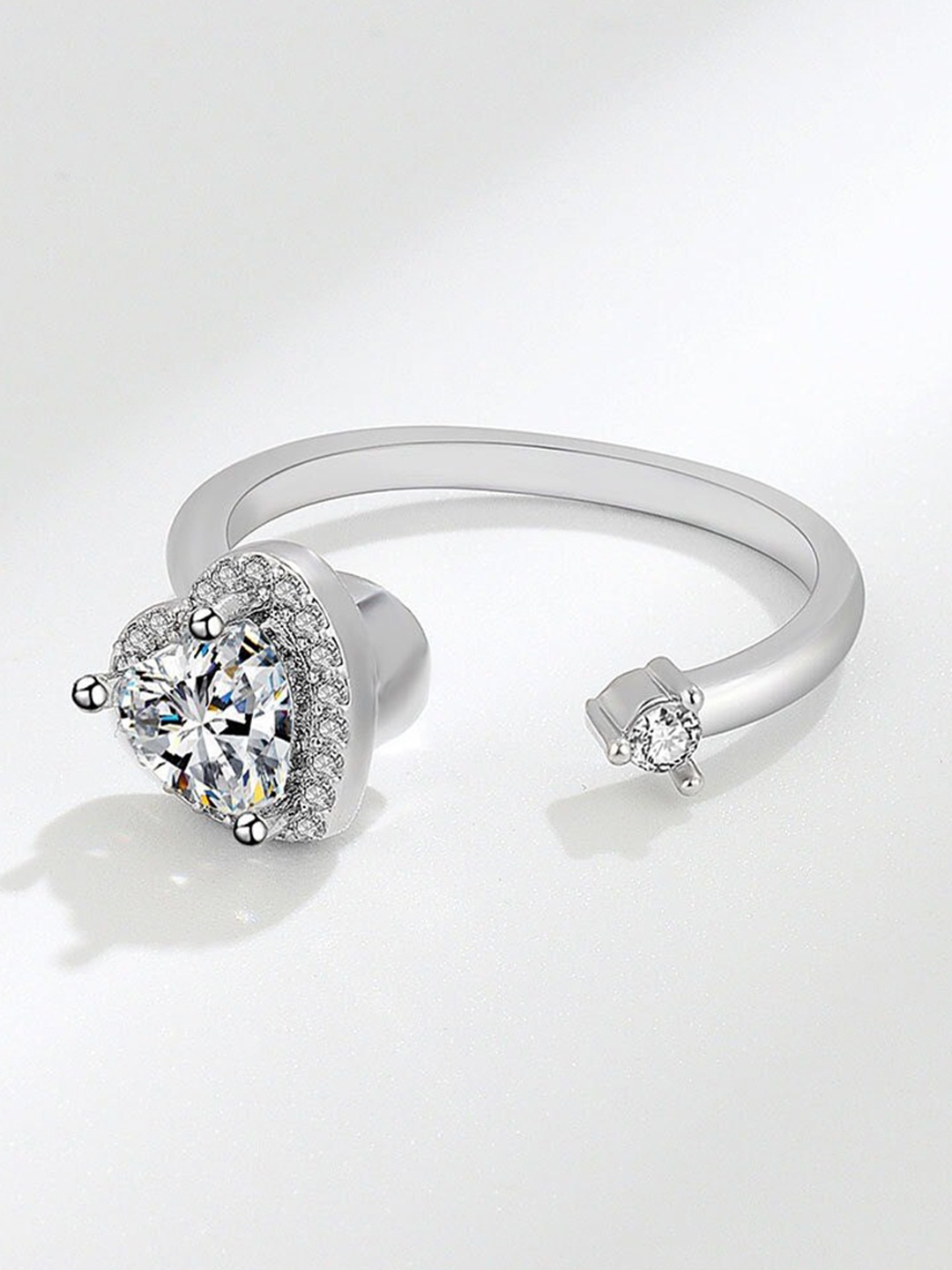 

MYKI Silver-Plated CZ-Studded Rotating Heart Adjustable Finger Ring