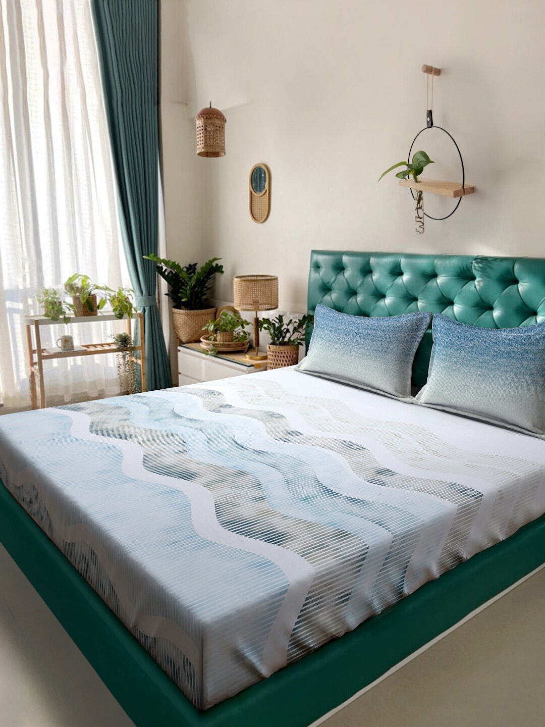 

KLOTTHE Blue Printed Pure Cotton Super King Double Bedsheet & 2 Pillow Covers 400 TC