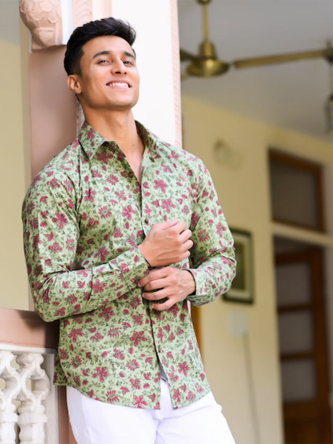 

Hatheli Floral Printed Cotton Casual Shirt, Green