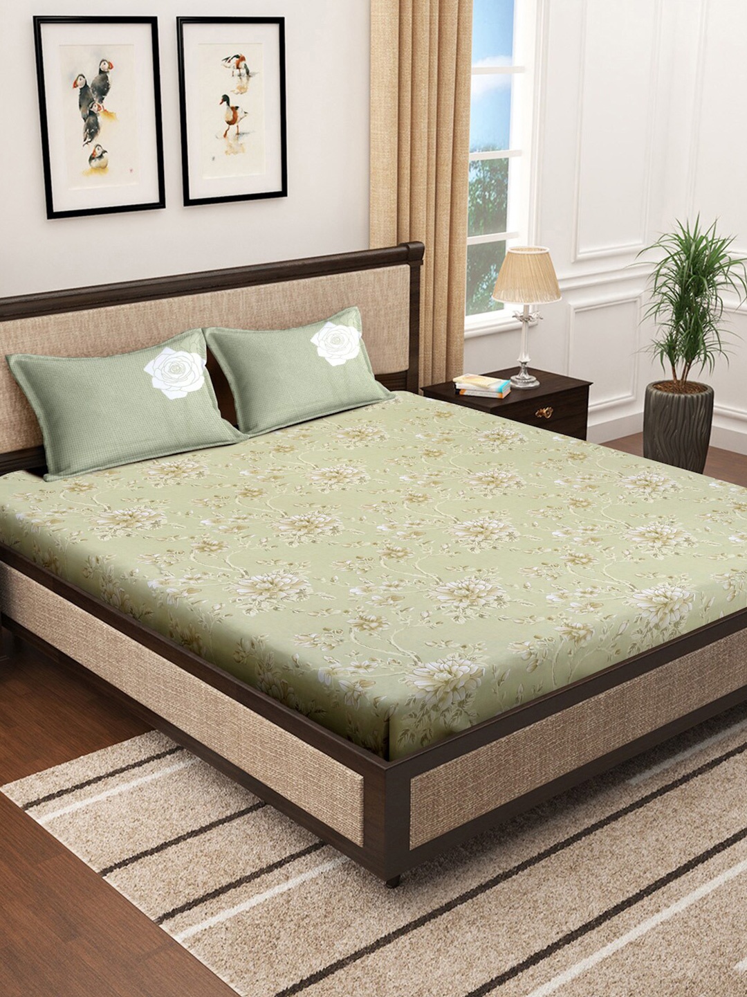 

KLOTTHE Green & White Printed 400TC Pure Cotton Super King Bedsheet With 2 Pillow Covers