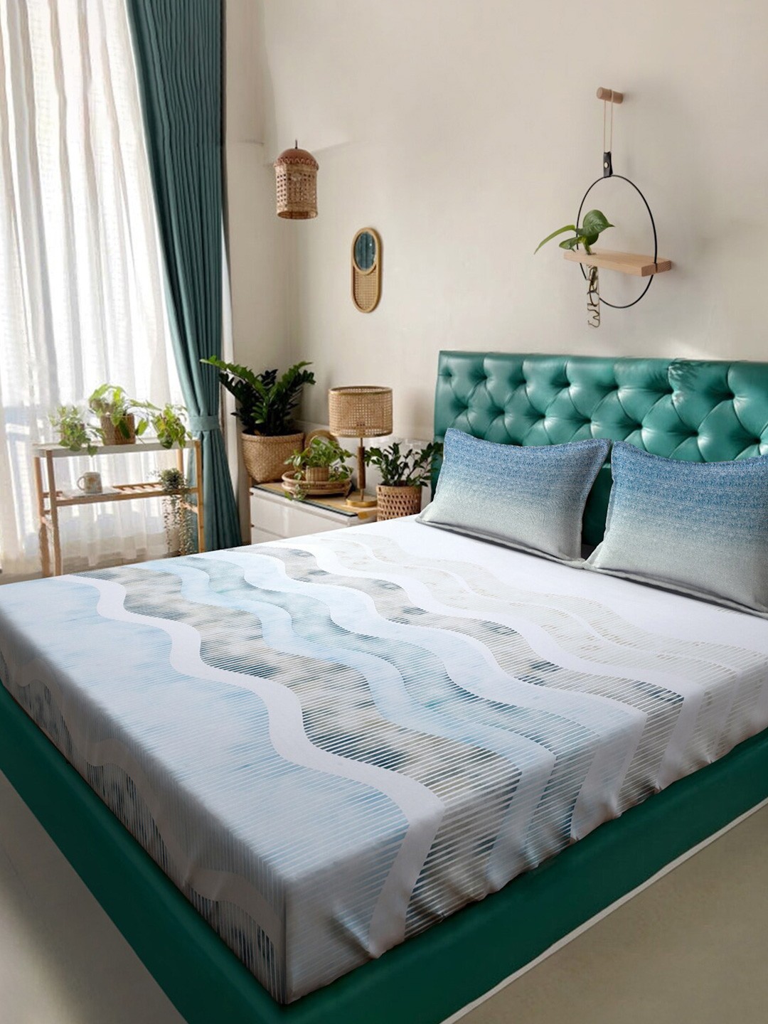 

KLOTTHE Blue & White Printed 400TC Pure Cotton Super King Bedsheet With 2 Pillow Covers