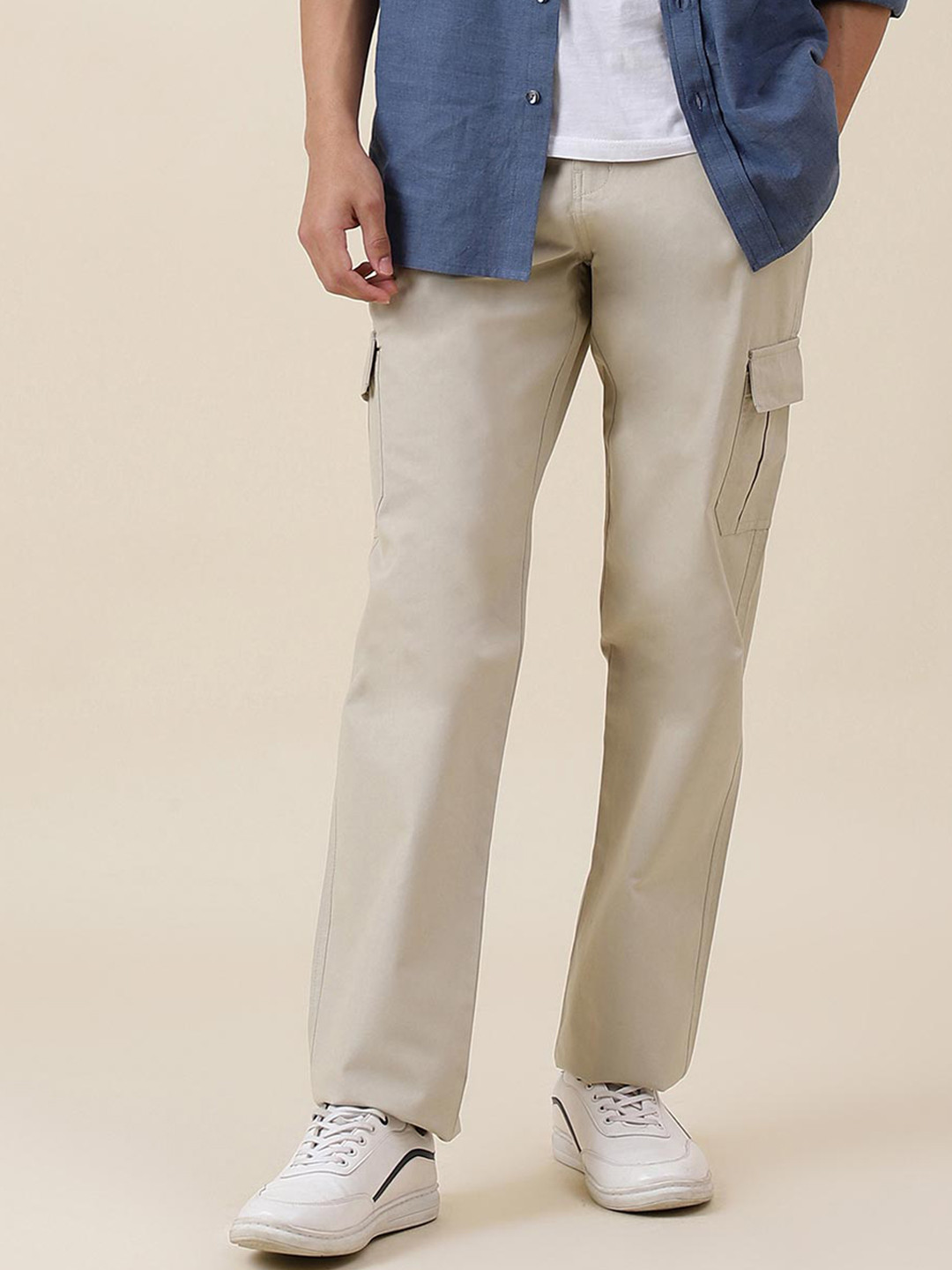 

Fabindia Men Mid-Rise Cotton Cargo Trousers, Off white