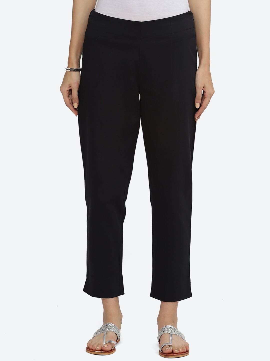

Biba Women Relaxed Mid Rise Trousers, Black