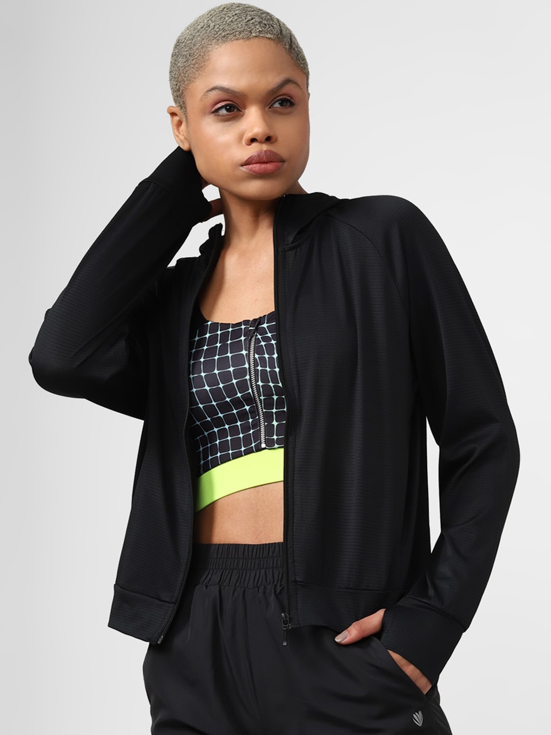 

FOREVER 21 Black Hooded Sporty Jacket