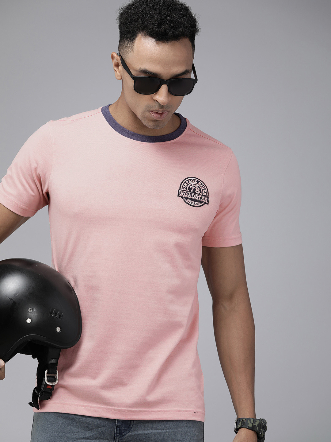 

Roadster Men Typography Printed T-shirt, Pink