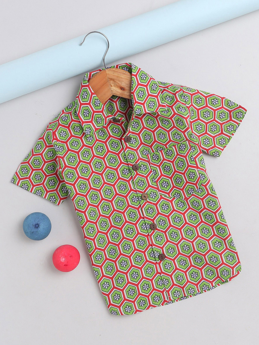 

The Magic Wand Boys Slim Fit Floral Printed Pure Cotton Casual Shirt, Green