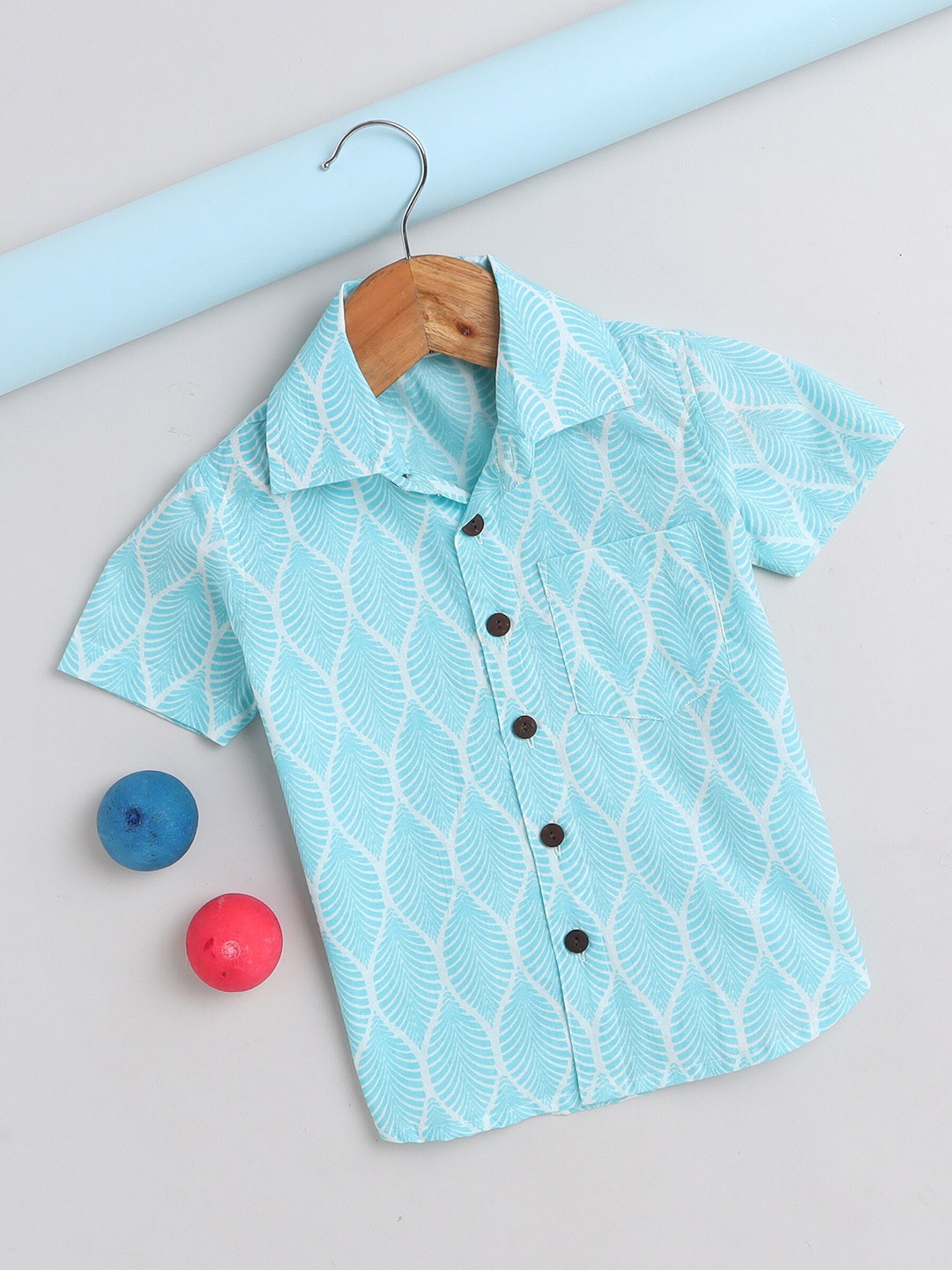 

The Magic Wand Boys Slim Fit Geometric Printed Pure Cotton Casual Shirt, Blue