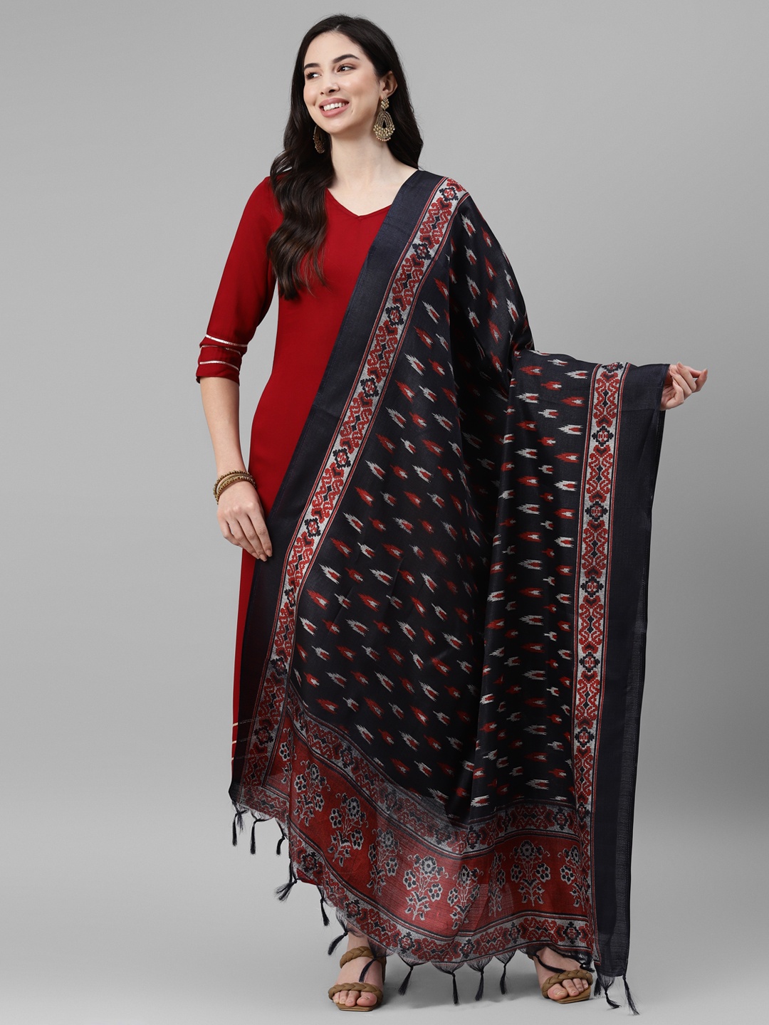 

DEEBACO Ethnic Motifs Printed Dupatta, Black