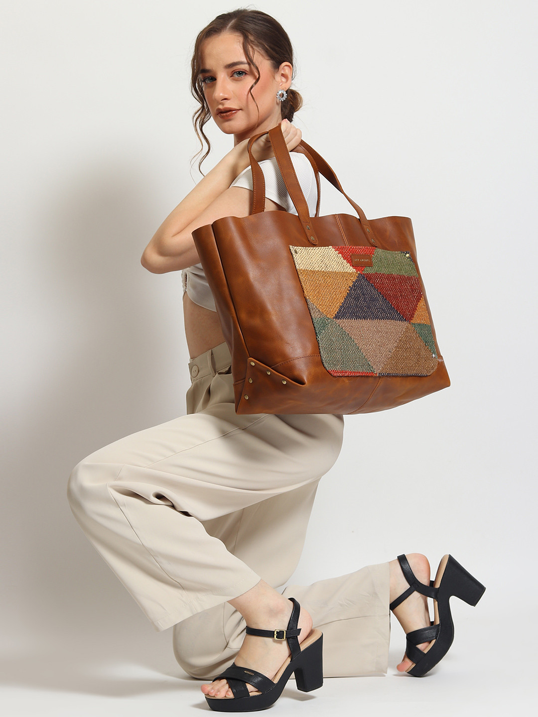 

Art Avenue Structured Leather Tote Bag, Brown