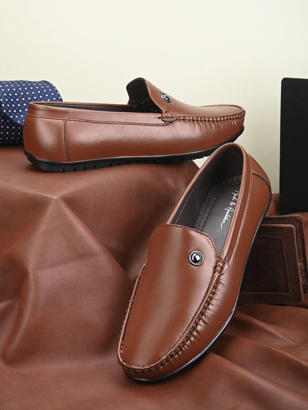 

Mast & Harbour Men Tan Brown Lightweight Loafers