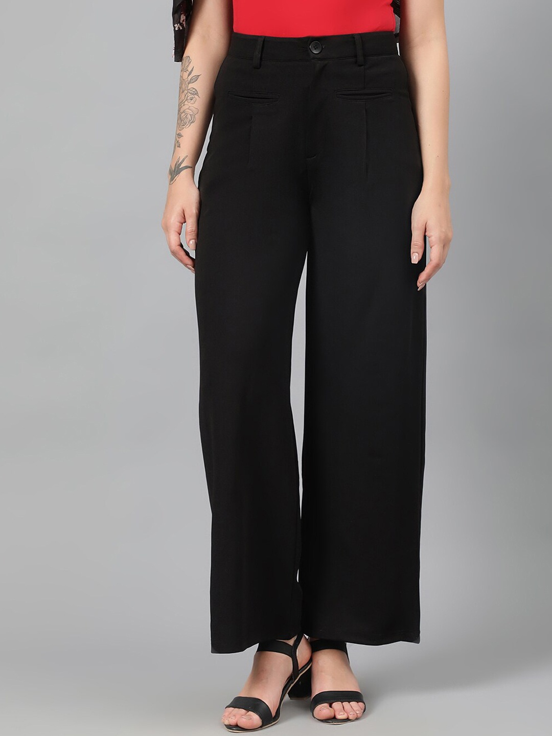 

Kotty Women Black Relaxed Straight Leg Fit High-Rise Easy Wash Parallel Trousers
