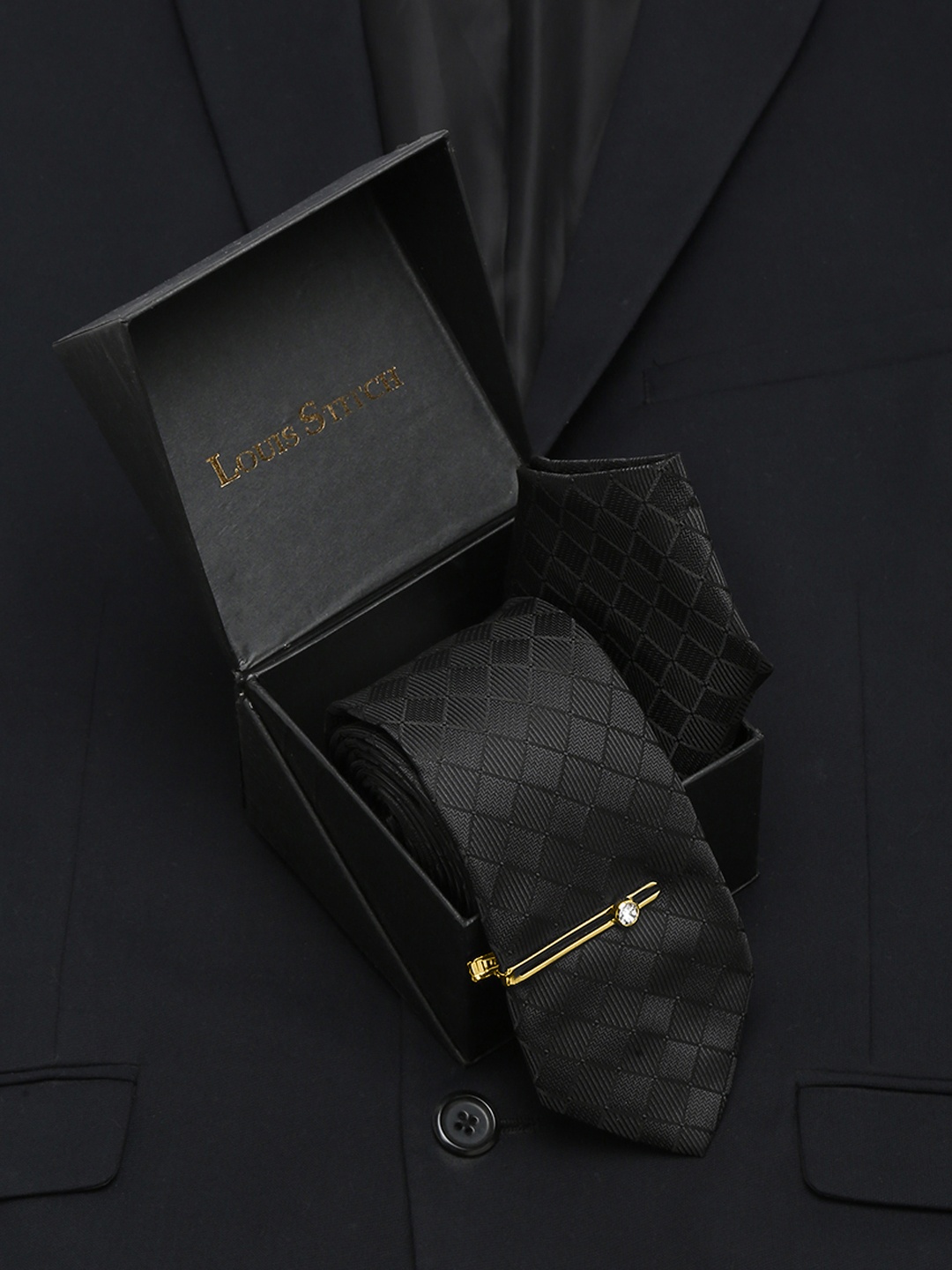 

LOUIS STITCH Men Italian Silk Necktie Accessory Gift Set, Black