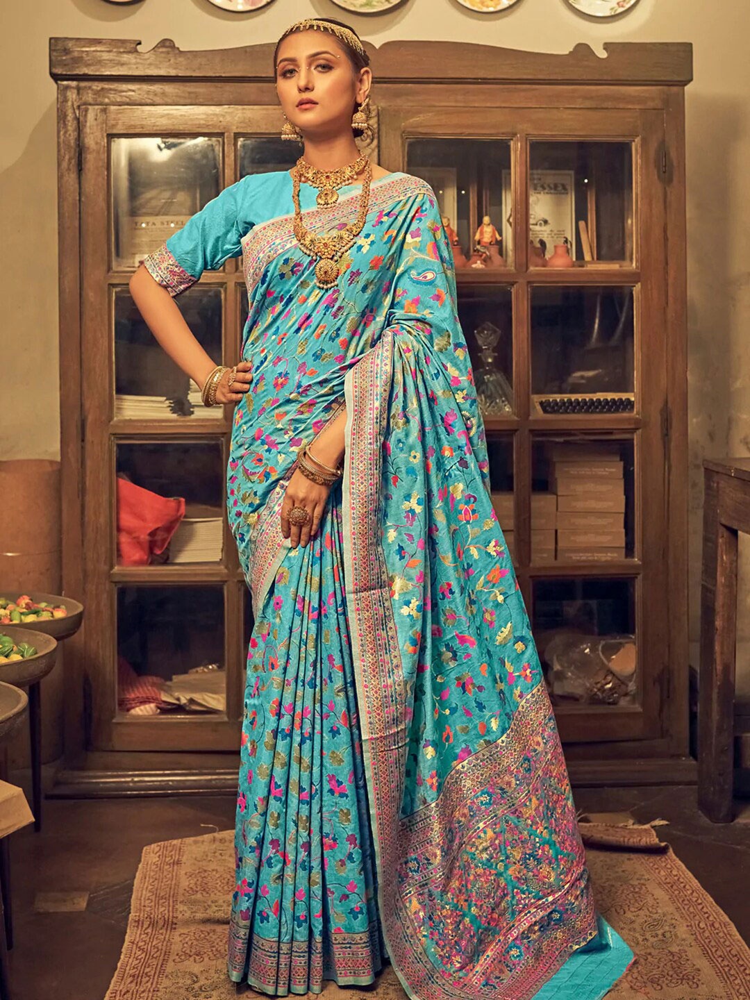 

Pisara Ethnic Motifs Woven Design Zari Silk Cotton Banarasi Saree, Blue