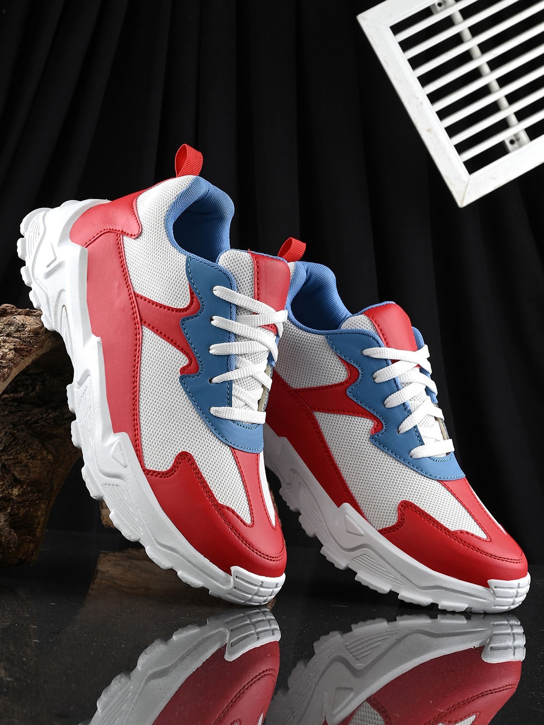 

Kook N Keech Men Red And Blue Colourblocked Lightweight Sneakers