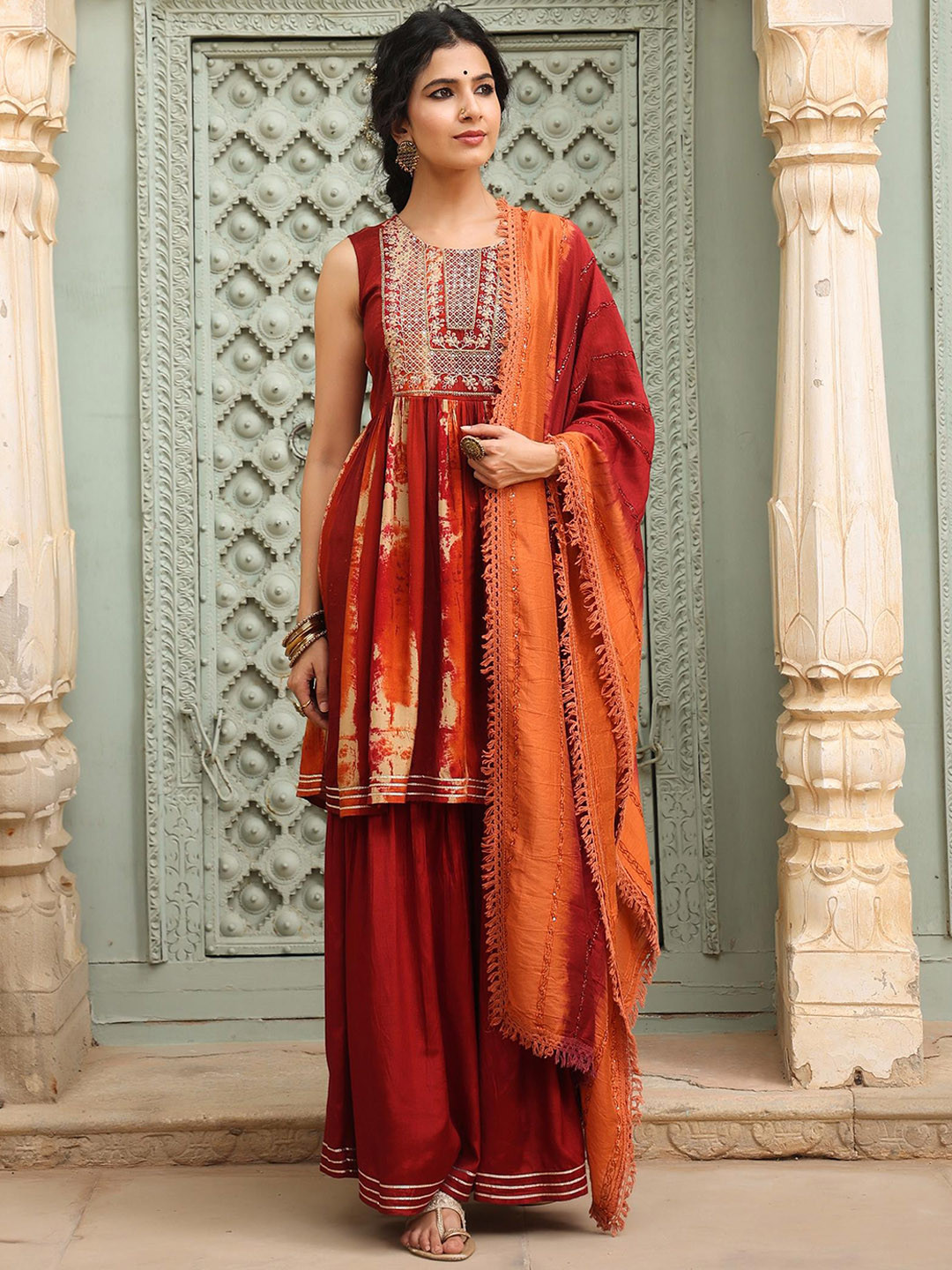 

SCAKHI Tie & Dye Sequinned Anarkali Kurta with Sharara & Dupatta, Maroon