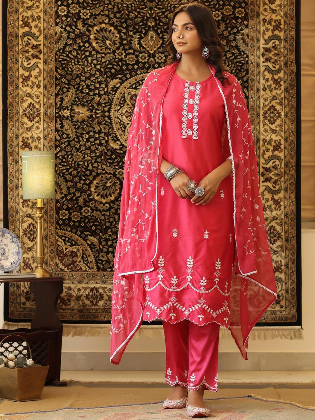 

SCAKHI Ethnic Motif Embroidered Kurta With Trousers & Dupatta, Pink