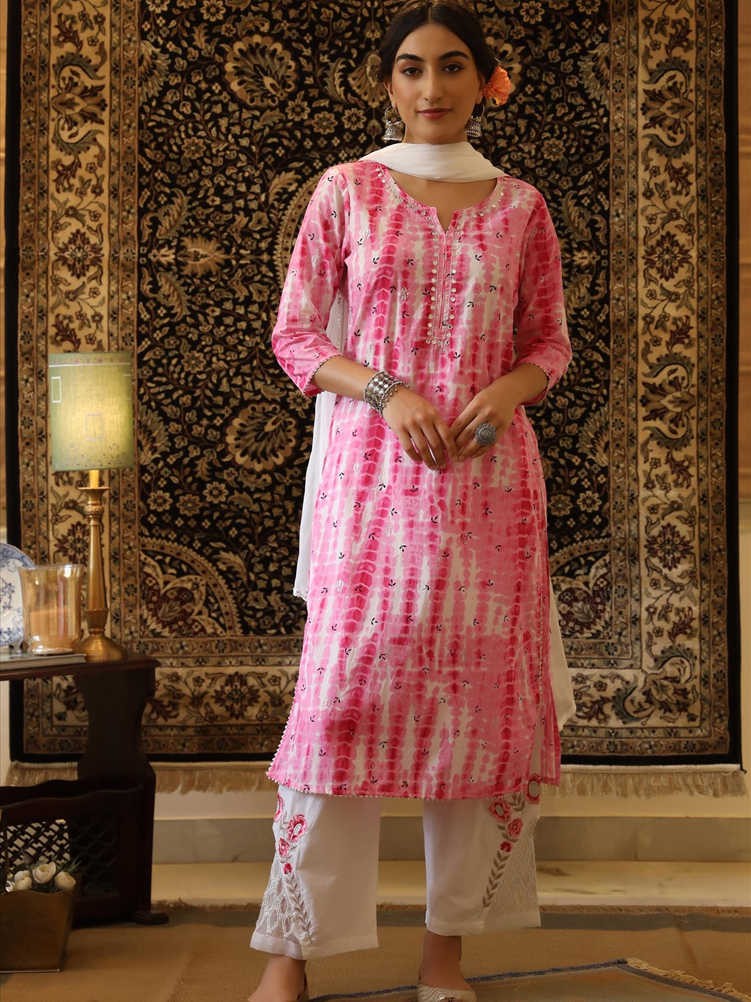 

SCAKHI Ombre Dyed Notched Neck Mirror Work Pure Cotton Kurta With Palazzos & Dupatta, Pink