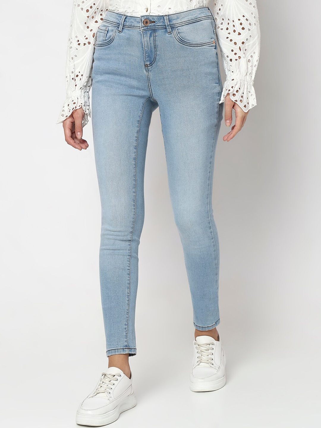 

Vero Moda Women Skinny Fit High-Rise Light Fade Stretchable Jeans, Blue