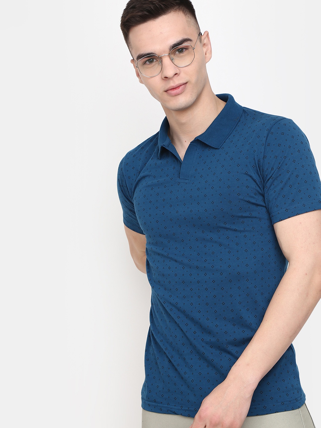 

V-Mart Geometric Printed Polo Collar Cotton Slim Fit T-shirt, Blue