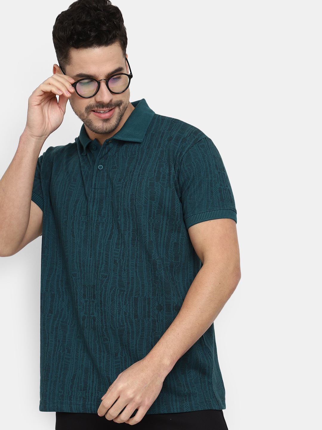 

V-Mart Men Green Printed Polo Collar Pockets T-shirt