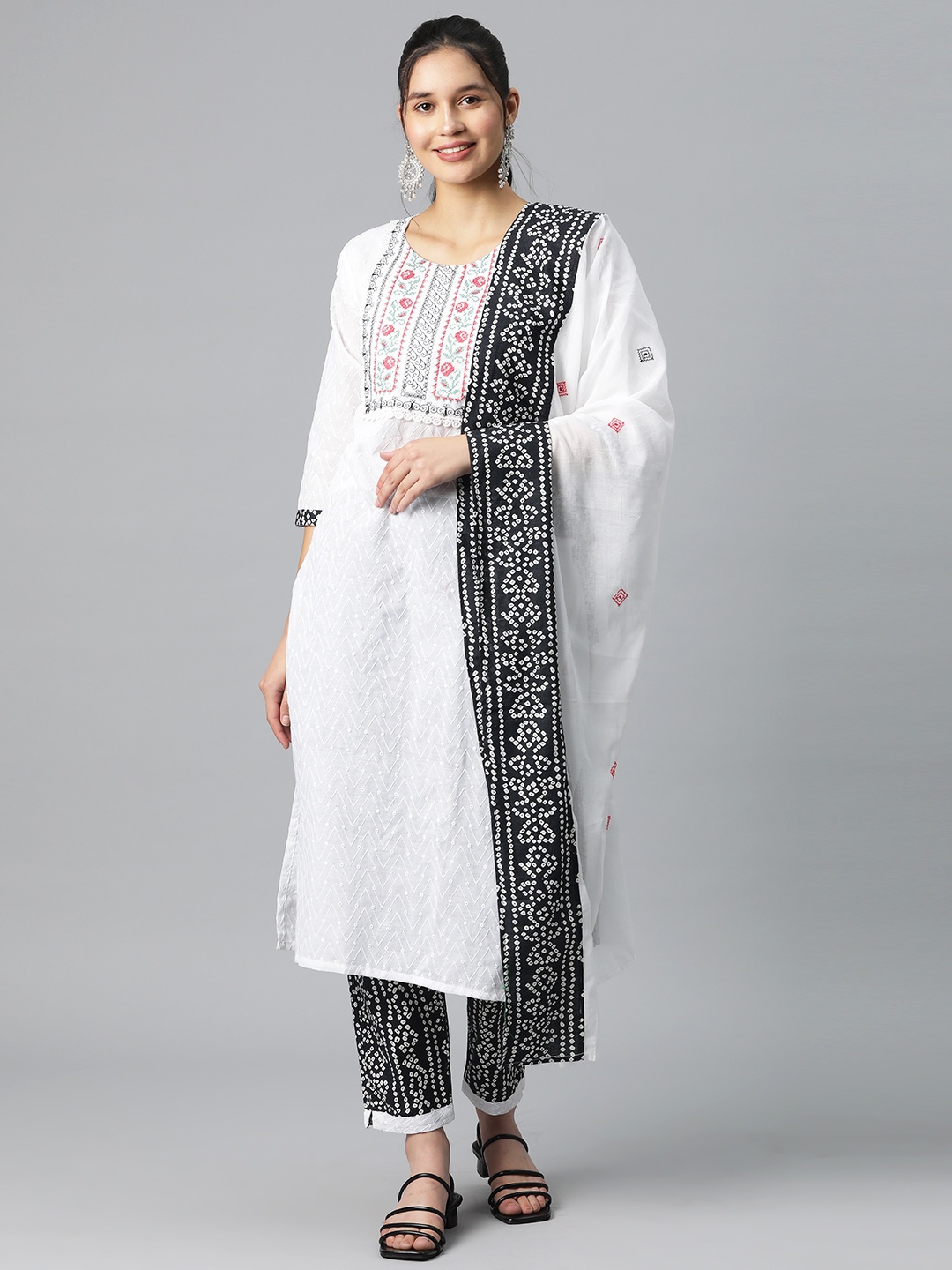 SERONA FABRICS Women Floral Yoke Design Regular Kurta with Trousers & With Dupatta, White