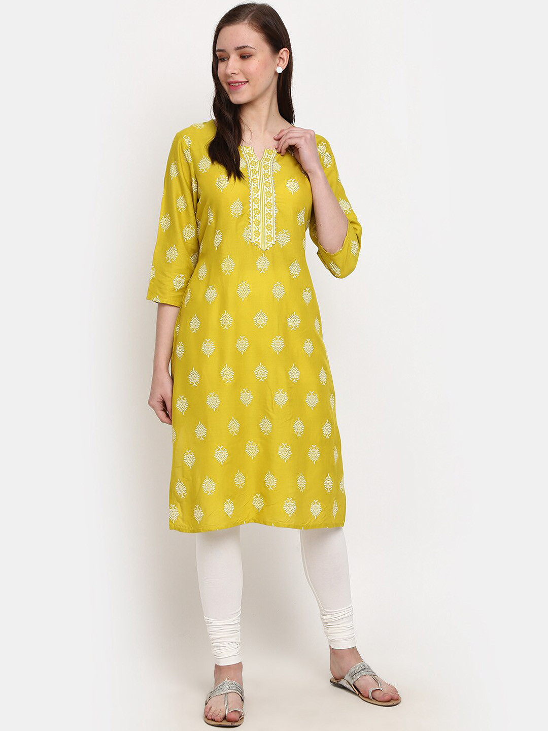 

V-Mart Ethnic Motifs Printed Gotta Patti Kurta, Green