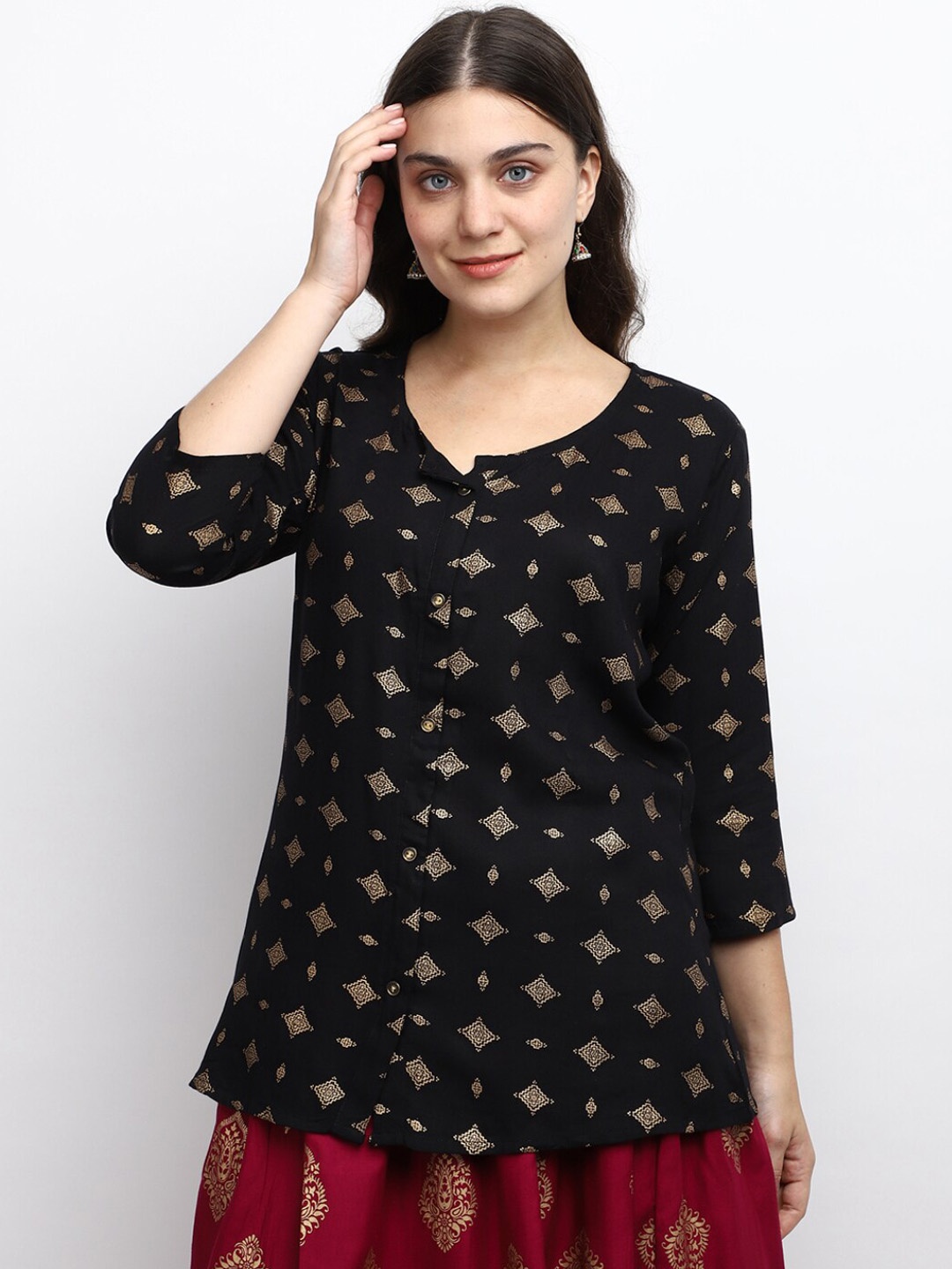 

V-Mart Geometric Printed Straight Kurti, Black