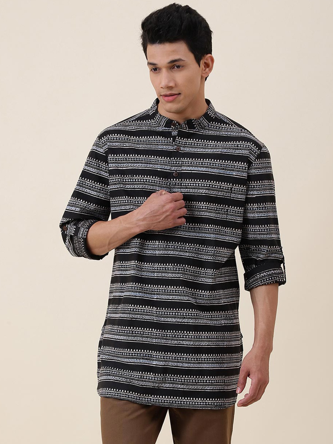 

Fabindia Band Collar Ethnic Motifs Printed Cotton Short Kurta, Black