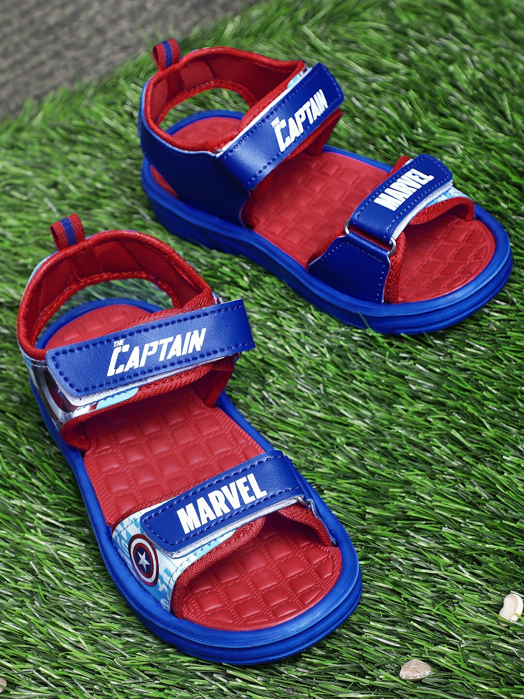 

Kids Ville Boys Captain America Printed Comfort Sandals, Blue