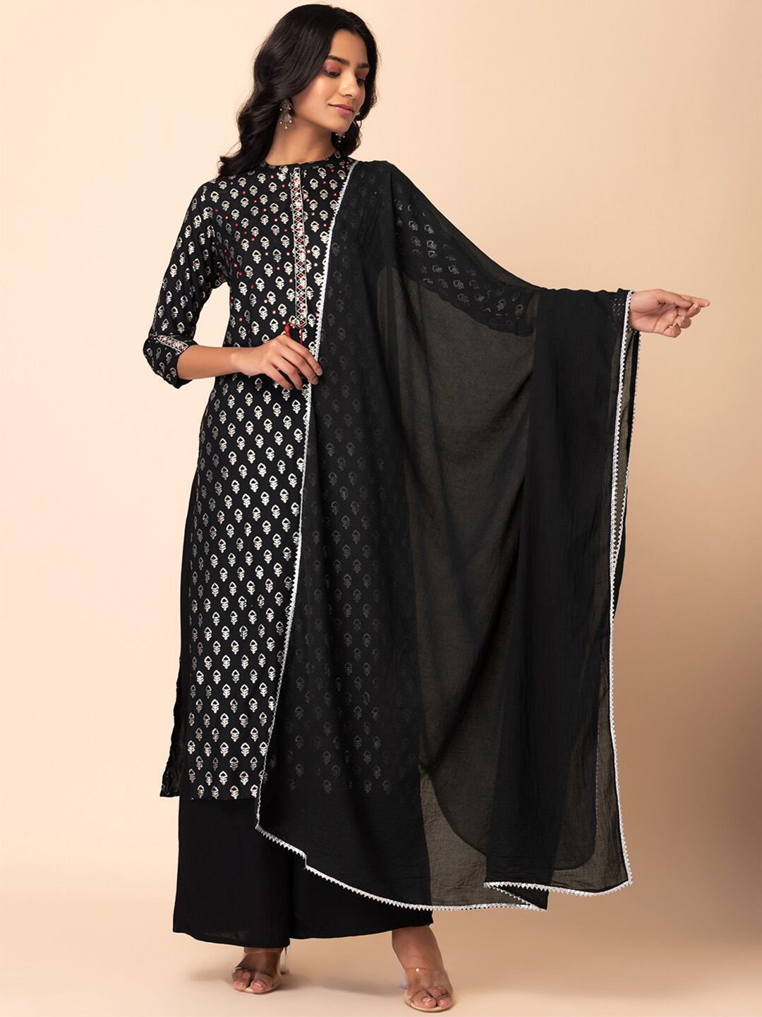 

INDYA Pure Cotton Lace Border Dupatta, Black